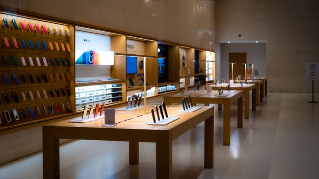 Como organizar o estoque de uma loja de celulares sem planilhas